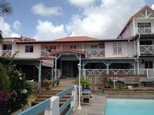 www.ti-paradis-martinique.com