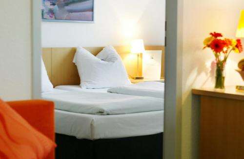 www.boardinghouse-platanenhof.de