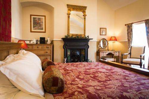 www.victoriahouse.wales
