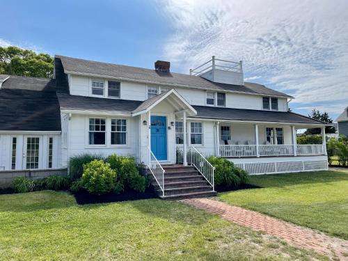 www.ariamarehamptons.com