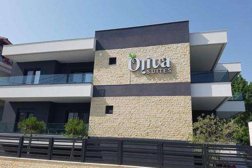 www.oliva-suites.com