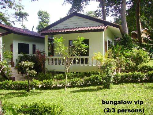 www.bailanbeach-kohchang.com