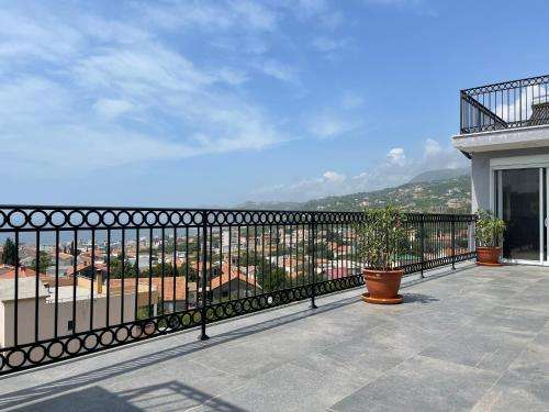 www.villa-roki.me