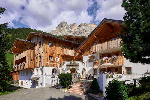 www.villafloralodges.it