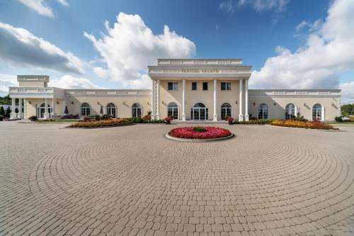 www.pariselpalace.pl