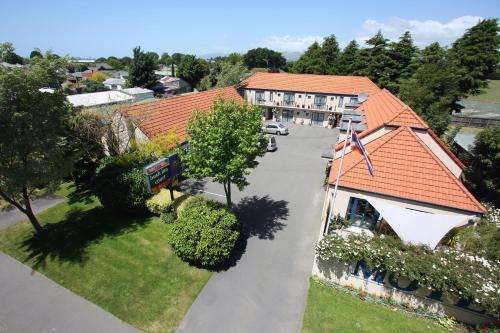 www.bushinn.co.nz