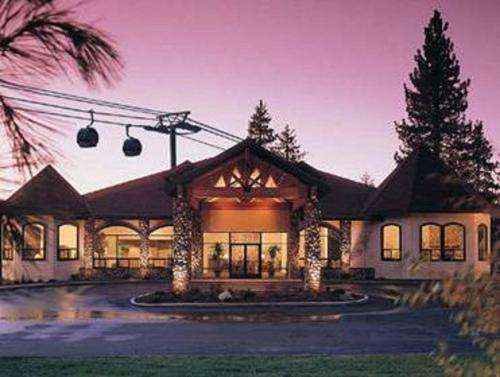 www.forestsuites.com