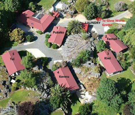 www.accommodationtakaka.co.nz