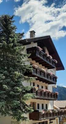 www.appartementsantares.it