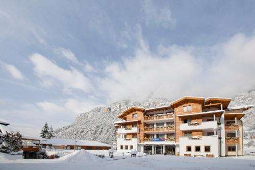 www.hotelnele.com