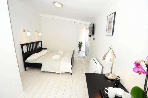 www.stayinzadar.com