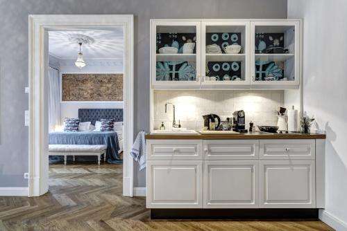 www.gorkiapartments.com