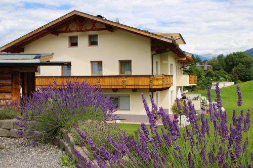 www.schneiderhof-oberperfuss.at