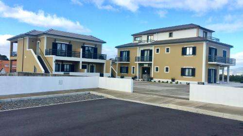 www.villadamadalena.com