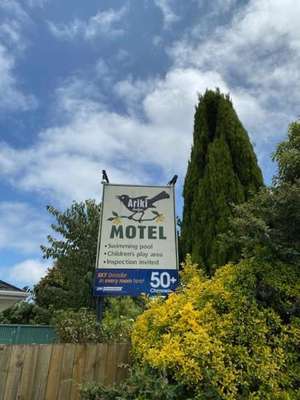 www.arikilodgemotel.co.nz
