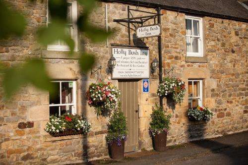 www.hollybushinn.net