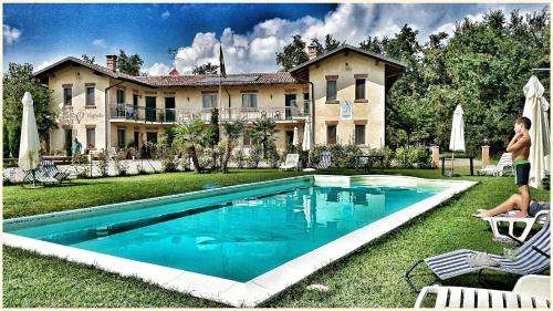 www.cascinavignole.com