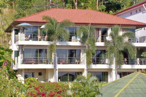 www.mountainseaviewphuket.com
