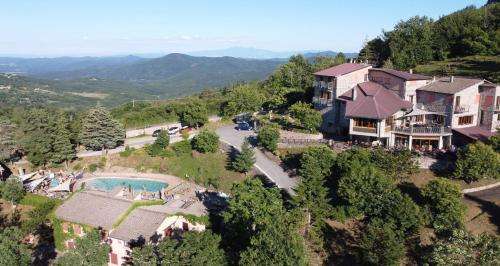 www.hotelprategiano.it