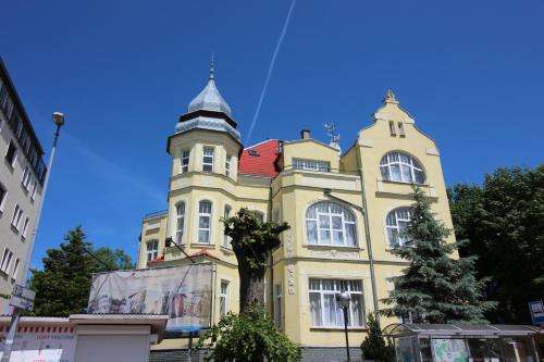 www.villaamadea.pl