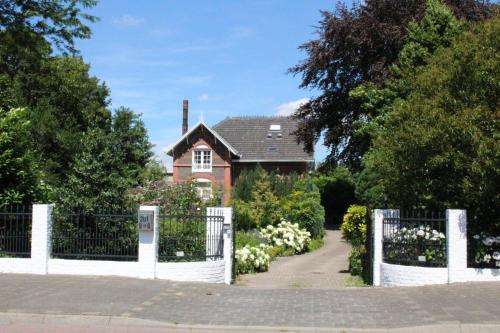 www.villa-wambacherbos.nl