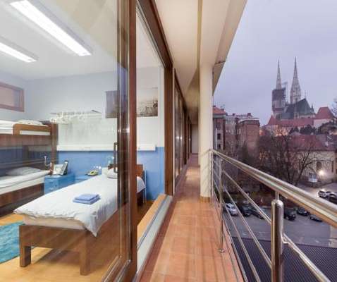 www.hostel-bureau.eu