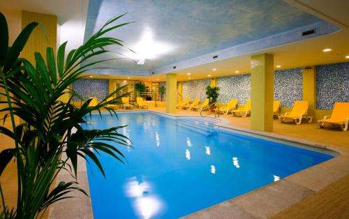 www.hotelplayasdeliencres.com