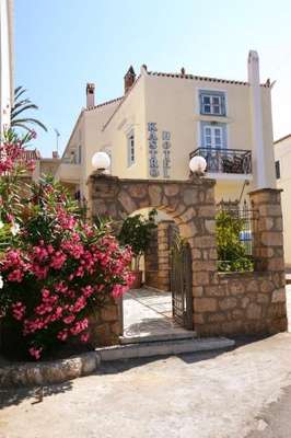 www.kastrohotel-spetses.gr