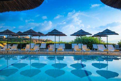 www.bluebay.gr