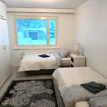 Suuri huoneisto isommalle ryhmälle / Large apartment for bigger group