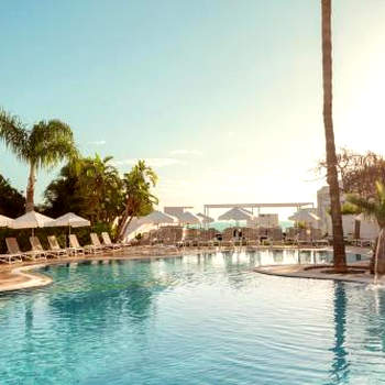 Lantiana Gardens ApartHotel