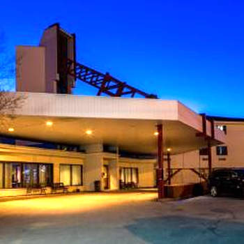 Sinbads Hotel & Suites