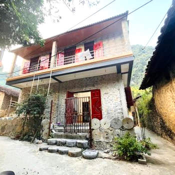 Ốc Homestay Bản Giốc- Tay's Traditional Village