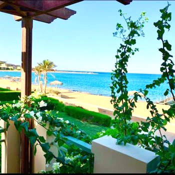 Amazing Beachfront townhouse chalet Ain Sokhna LaVista 1