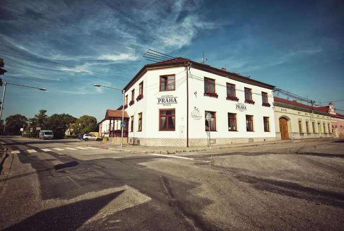 www.penzion-praha.com