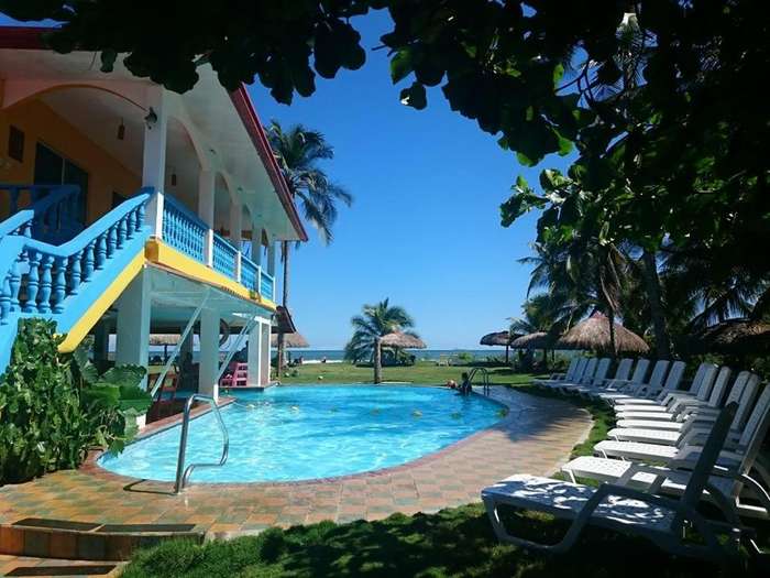 www.laslajashotel.com.ar