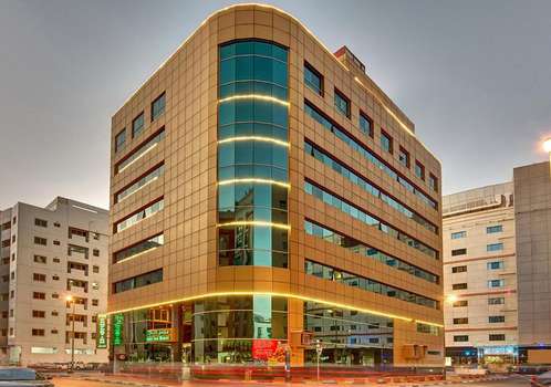 www.hotelcomfortinn.com