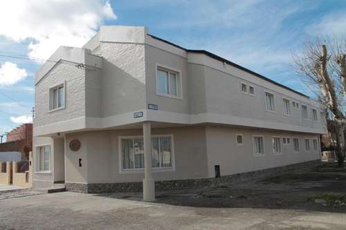 www.hotellagunaazul.com.ar