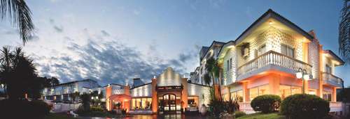 www.hotelsantacecilia.com