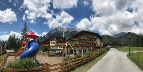www.laerchenhof.com