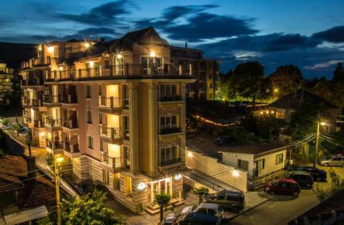 www.sirenapalace.com