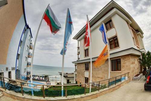 www.hotelparaisoobzor.com