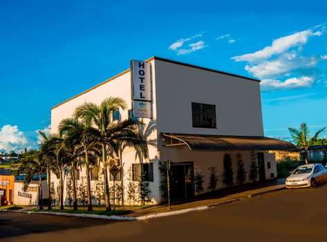www.hotelcaliforniajatai.com.br