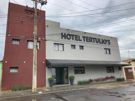 www.hoteltertulios.com.br