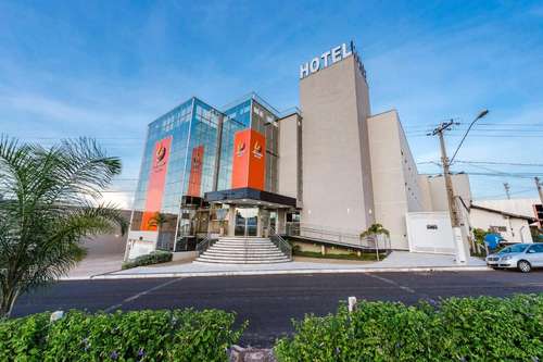 www.seratahotel.com