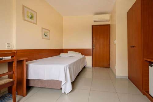 www.plazasuitehoteltaubate.com.br