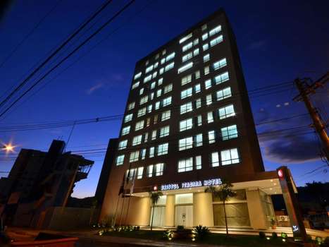 www.ititabirahotel.com.br