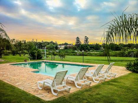 www.parquehotelholambra.com.br