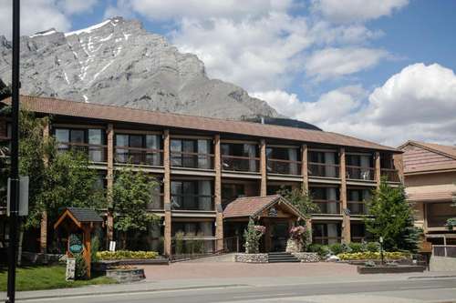 www.banffhighcountryinn.com