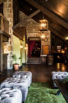 www.oldstoneinnhotel.com